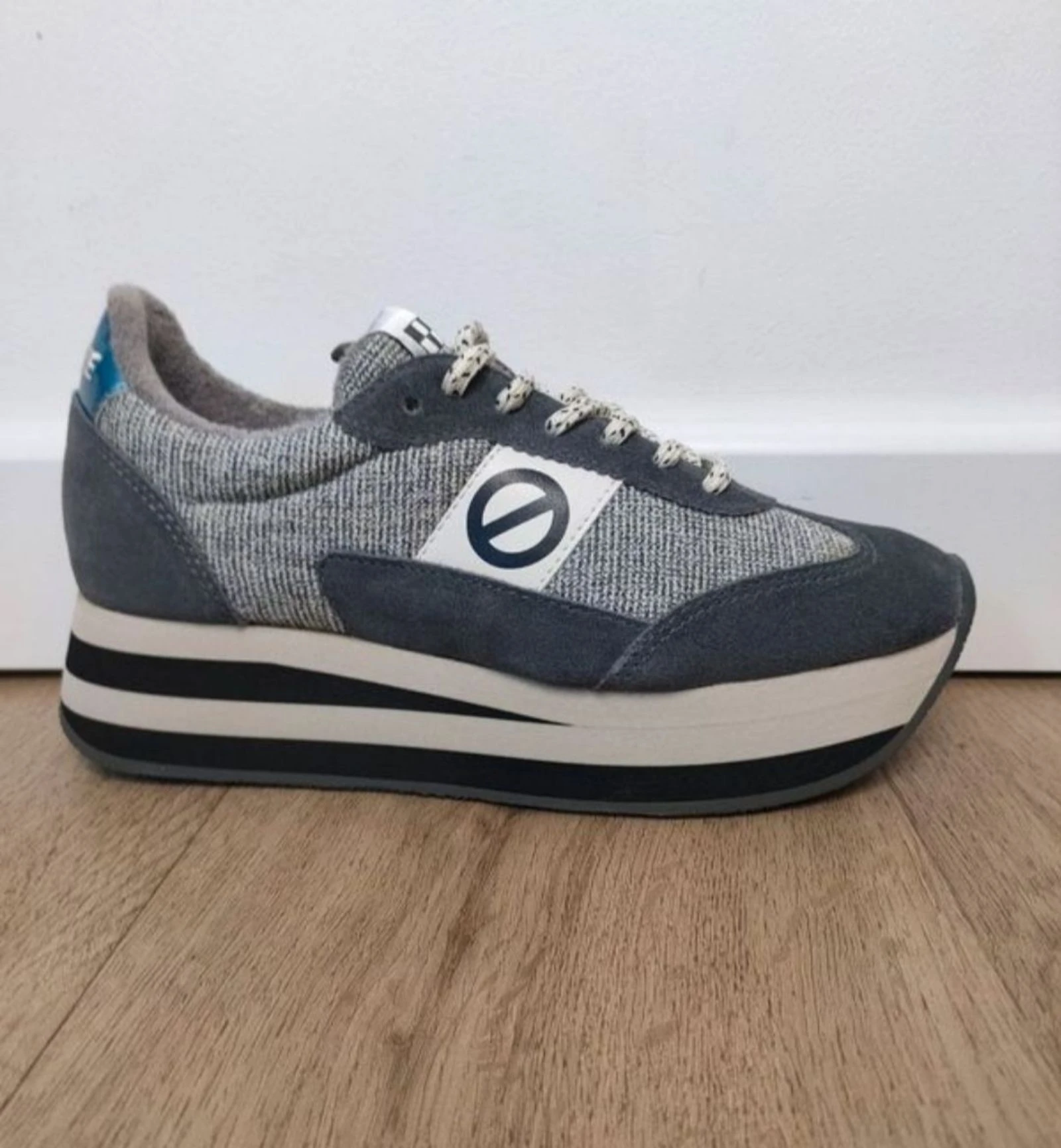 Baskets Sneakers pour femme marque No Name marque flex M jogger,taille 37